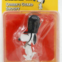 Medicom UDF-491 Ultra Detail Figure Peanuts Series 10 Queen's Guard Snoopy
