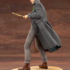 Kotobukiya SV229 ARTFX+ Newt Scamander 1/10 Scale Figure -Kotobukiya shop 4934054004744 905f178c678d2ecc6bea3d223bada02b 58797.1563504052