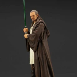 Kotobukiya SW174 ARTFX+ Qui-Gon Jinn 1/10 Figure (Star Wars) -Kotobukiya shop 4934054023165 9b8932528807aa31972e94174670cc2f 37344.1596081440