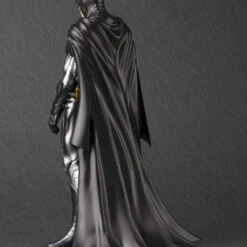 Kotobukiya SV73 ARTFX+ Justice League Batman NEW52 Version 1/10 Scale Figure -Kotobukiya shop 4934054901692 6 87482.1478570461