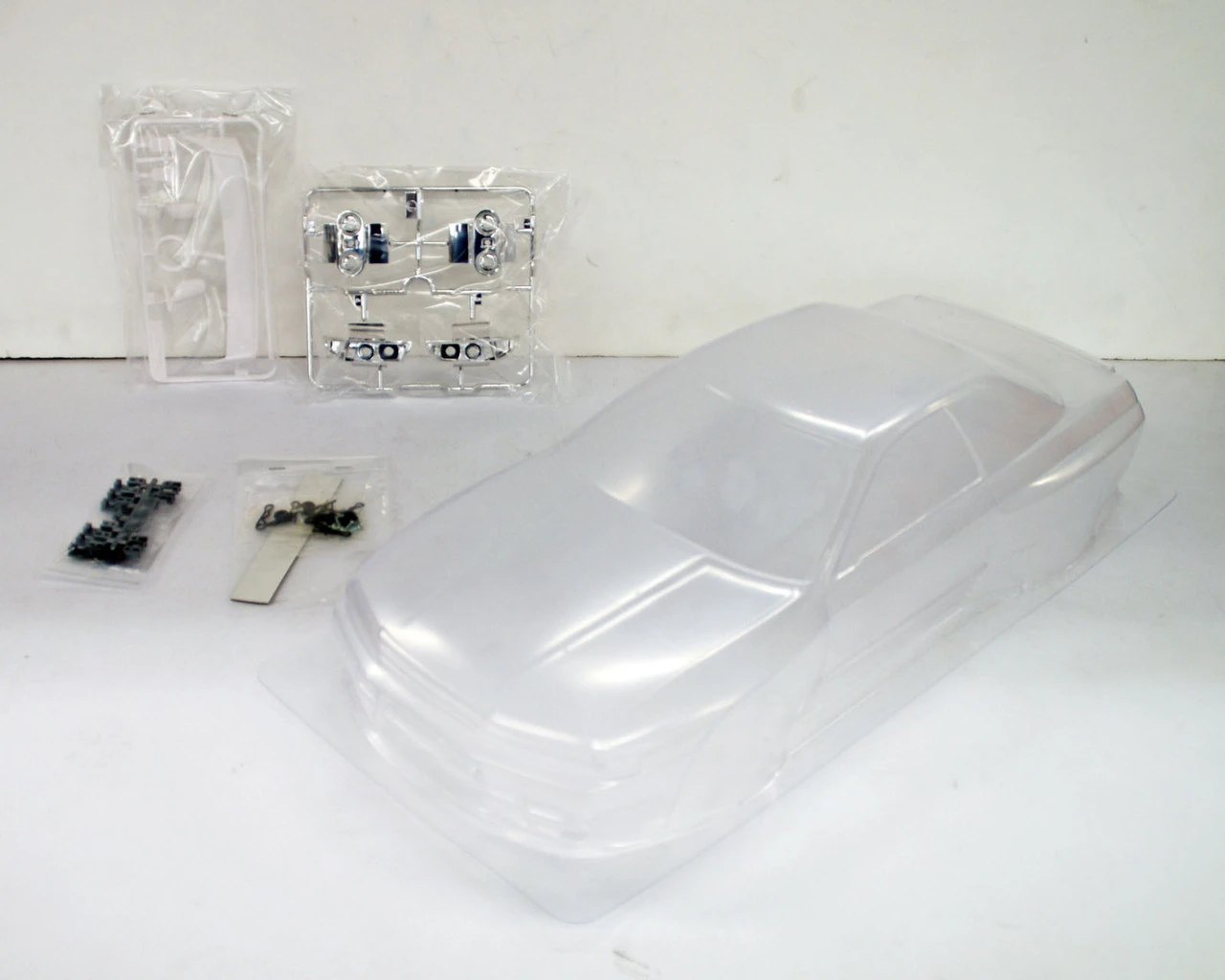 Tamiya 51365 (SP1365) Nissan GT-R (R32) Spare Body Set 1/10 Scale 3 Tamiya 51365 (SP1365) Nissan GT-R (R32) Spare Body Set 1/10 Scale