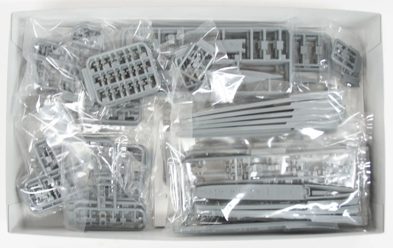 Fujimi TOKU SP47 IJN Shiratsuyu-class Destroyer Set (10 Ships) 1/700 Scale Kit 4 Fujimi TOKU SP47 IJN Shiratsuyu-class Destroyer Set (10 Ships) 1/700 Scale Kit - Image 2