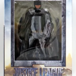 Kotobukiya SV211 ARTFX+ DC Universe Justice League Batman 1/10 Scale Figure