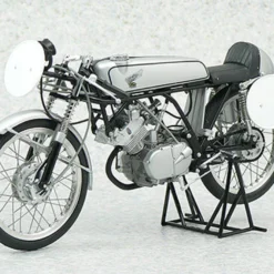 Ebbro 10008 Honda CR110 Cab Racing 1962 1/10 Scale