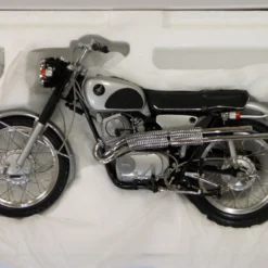 Ebbro 10010 Honda CL72 1962 1/10 Scale -Kotobukiya shop a2 33222.1426570948